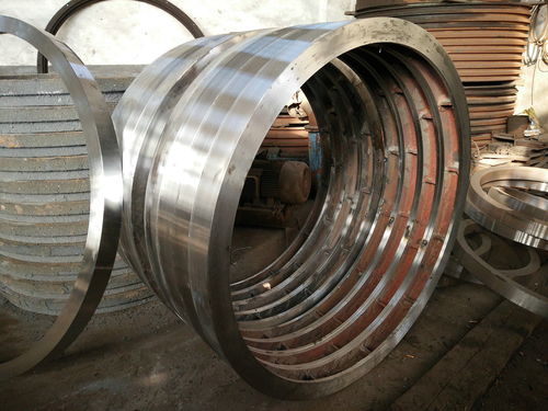 金灘齒輪 鑄鋼輪帶與滾圈的專業加工，驅動機電設備高效運轉